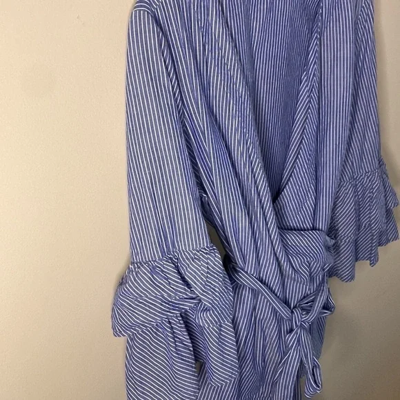 BEACH Lunch Lounge Collection Cotton Faux Wrap Shirt SzM Blue White Pin Stripe - Picture 5 of 16